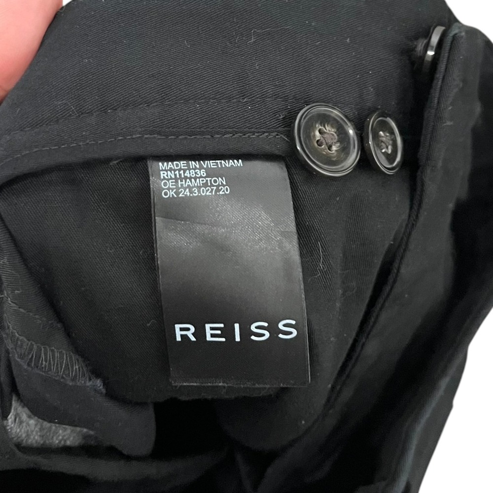 Reiss OE Hampton Chino Shorts Mens 28 Black Cotton Stretch Travel Shorts - Picture 8 of 10